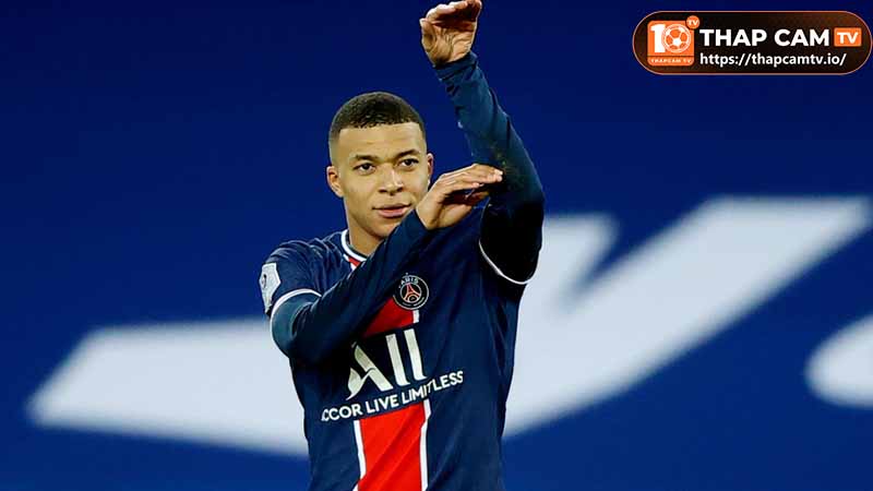 Sự nghiệp tại các CLB của cầu thủ Mbappe