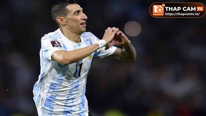 Đầu đời của thiên thần hộ mệnh Di Maria